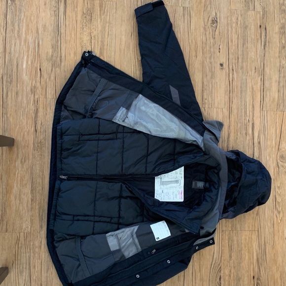 Ski jacket - Picture 4 of 6